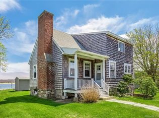160 Jupiter Point Rd, Groton, CT 06340