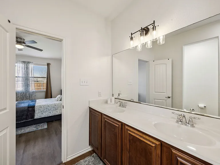5308 Bridgeport Rd — Photo 21