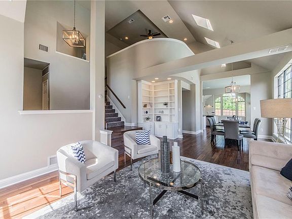 5th image of 3803 Antioch Cir