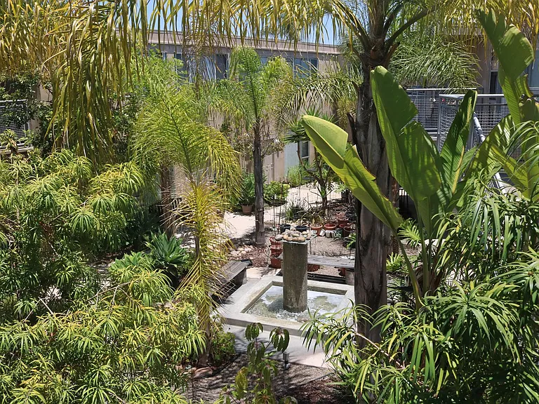 1834 Mission Ave — Photo 16