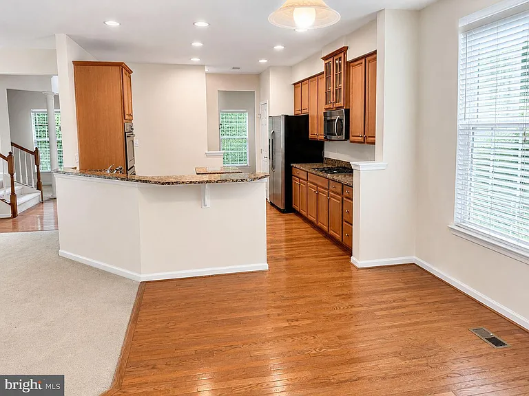 12489 Pfitzner Ct — Photo 9