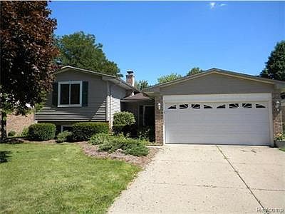 1st image of 7220 Emerson Dr