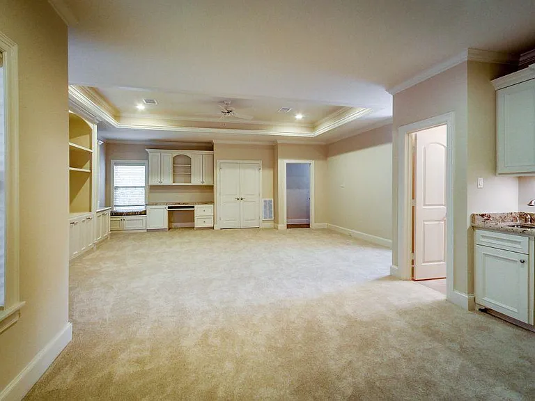 4324 Ione St — Photo 28