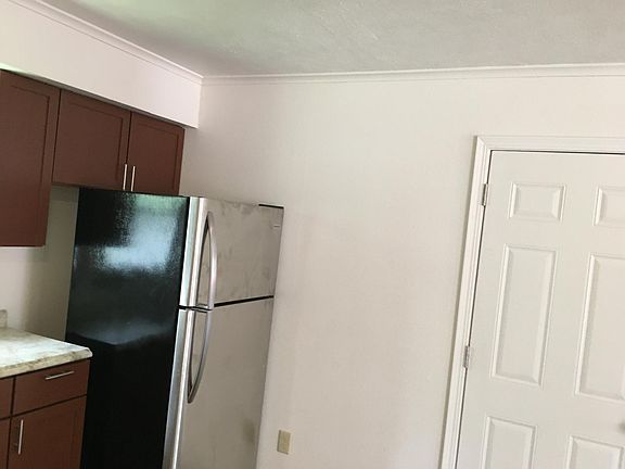 3rd image of 307 W Stockton St #B