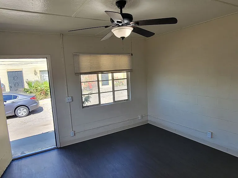 203 Santa Clara in Fillmore — Photo 4