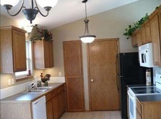 2221 S Parkridge St, Wichita, KS 67209