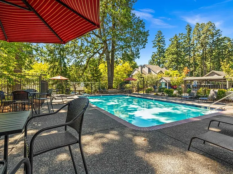 4000 Carman Dr #G108 — Photo 35