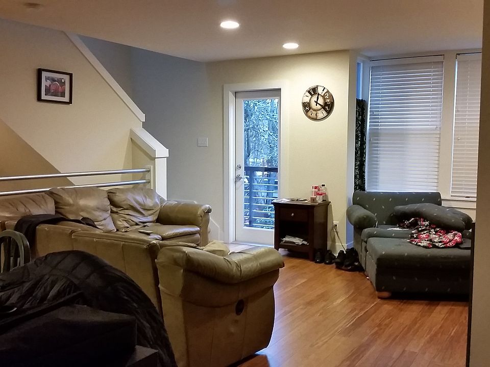 2nd image of 848 NW 50th St #A