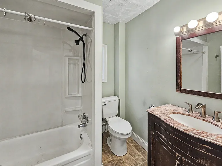 1019 N Irving Ave — Photo 4