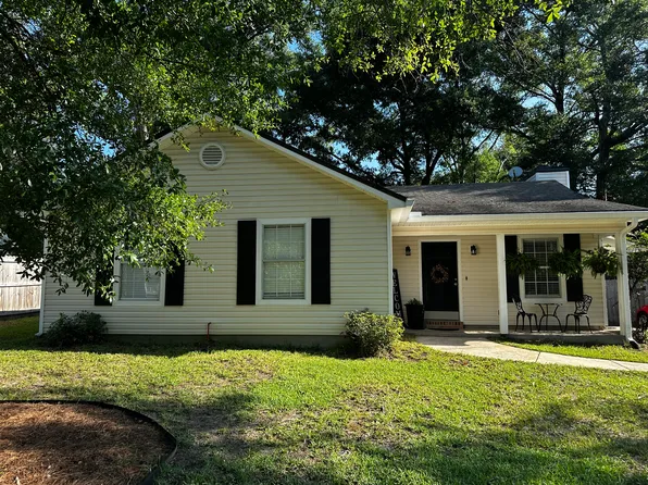 111 Shiloh Dr, Daphne, AL 36526