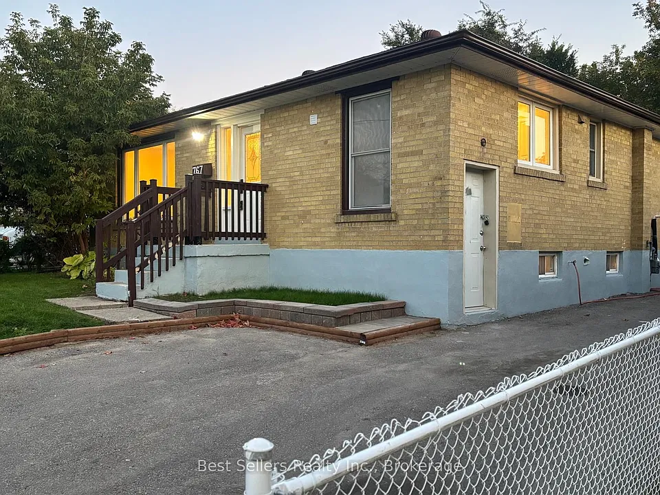 767 Gaspe Ave #MAIN