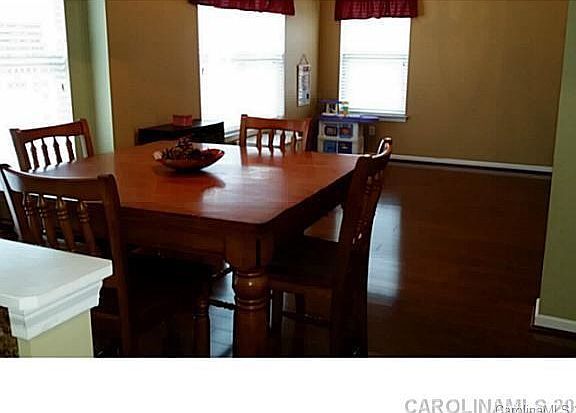 4th image of 10633 Mountain Springs Dr