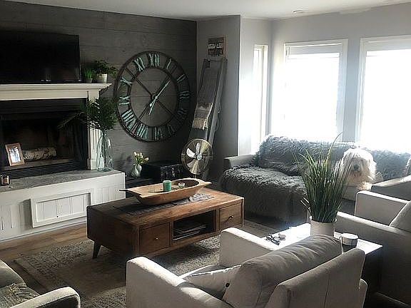 5th image of 360 Timberline Ln