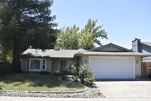 1409 Elm St Photo 1
