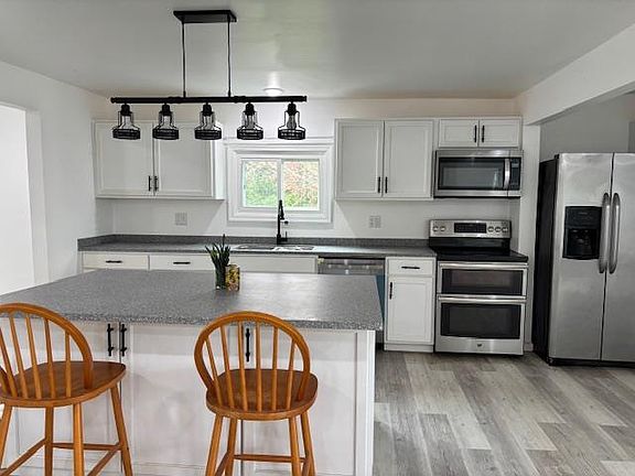 2nd image of 30491 Chesser Rd