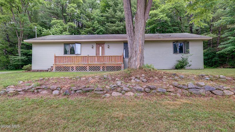 2nd image of 119 Seven Hills Road