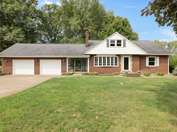 389 Homeworth Rd, Alliance, OH 44601