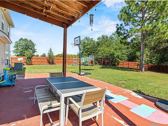 4th image of 285 Baccharis Dr