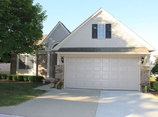 620 Eastway Cir, Lapeer, MI