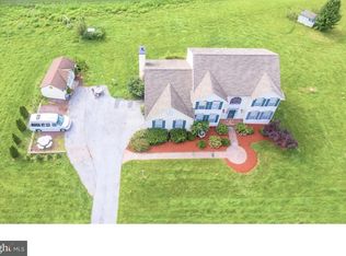 349 Crestview Dr, Honey Brook, PA 19344