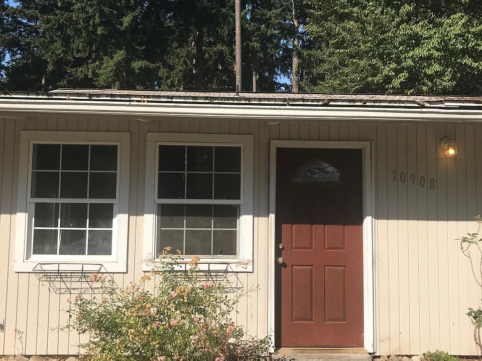 1st image of 10908 Northstar Way SW