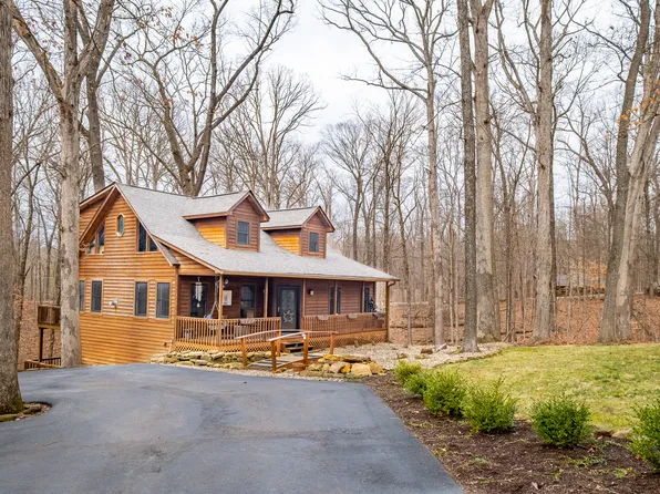 8236 Catalpa Dr, Nineveh, IN 46164