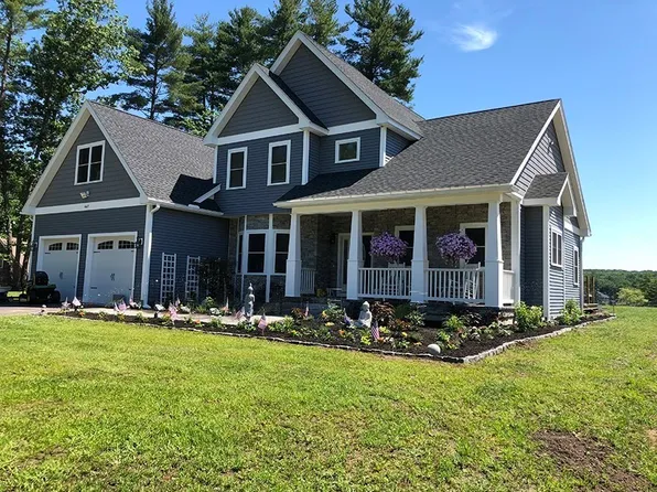 667 Reservoir Rd, Lunenburg, MA 01462