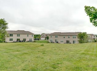 7109 Mulligan Ct, Fox Lake, IL 60020