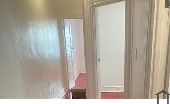 3rd image of 224 W Albanus St
