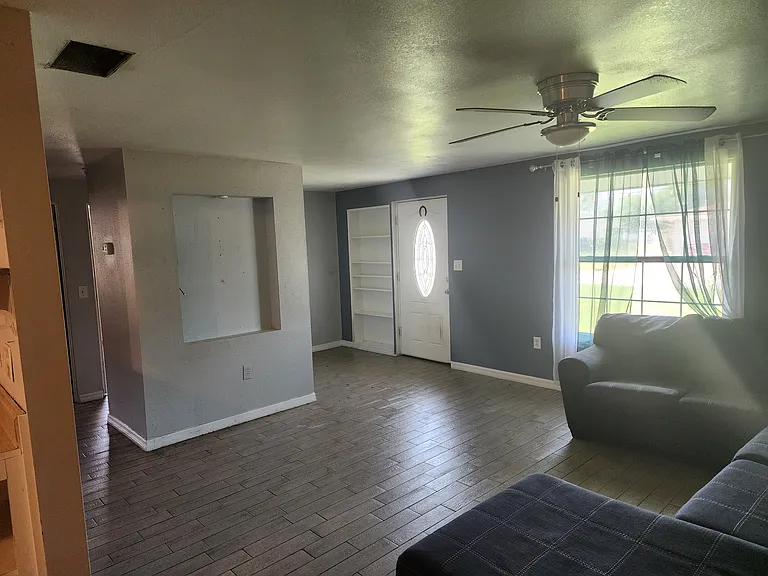 4627 Orlando Cir — Photo 11