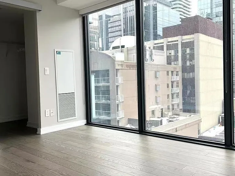 25 Richmond St E #1117 — Photo 7