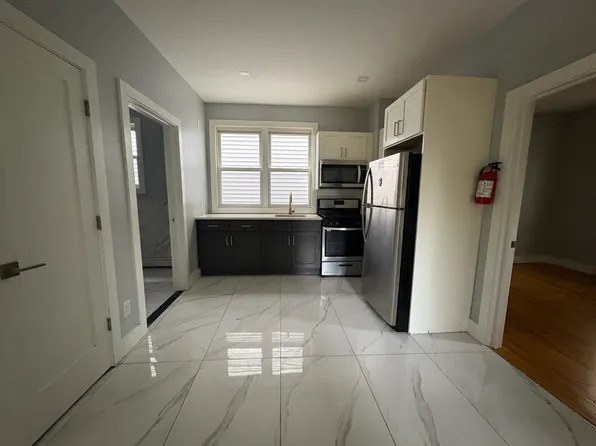 85 West 25th Street image 4 of 9