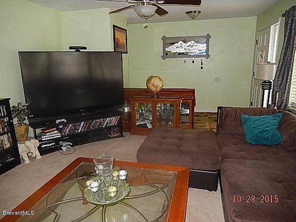 3rd image of 1203 Wentworth Cir