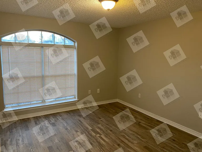5162 Brookside Dr — Photo 10