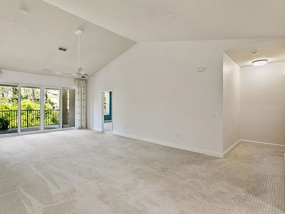 5th image of 651 Shores Blvd