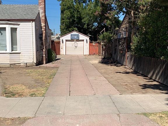 3rd image of 217 E Mendocino Ave