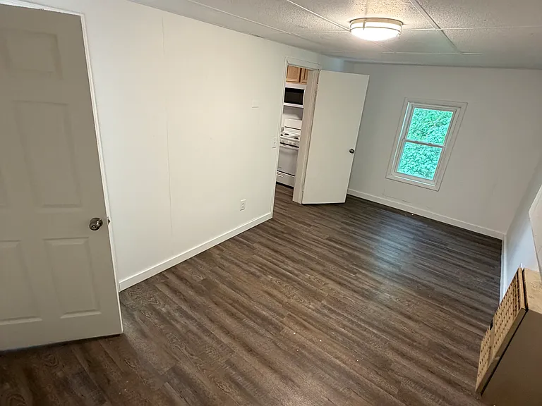 317 W Todd Ave #5 — Photo 7