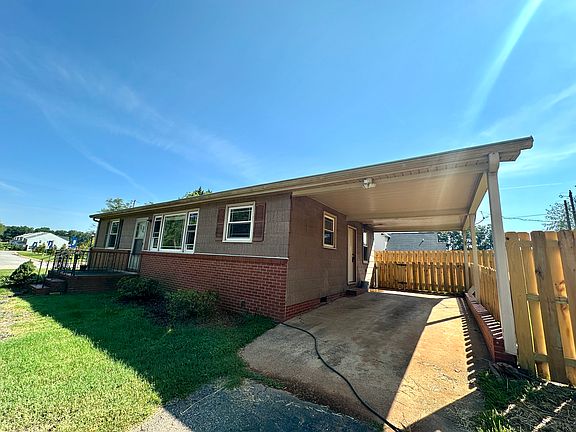 2nd image of 8 Green St