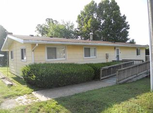 115 S Mechanic St, Ellisville, IL 61431