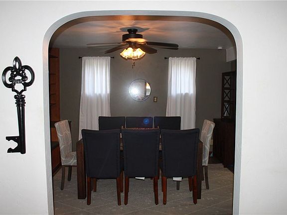 5th image of 135 Park St