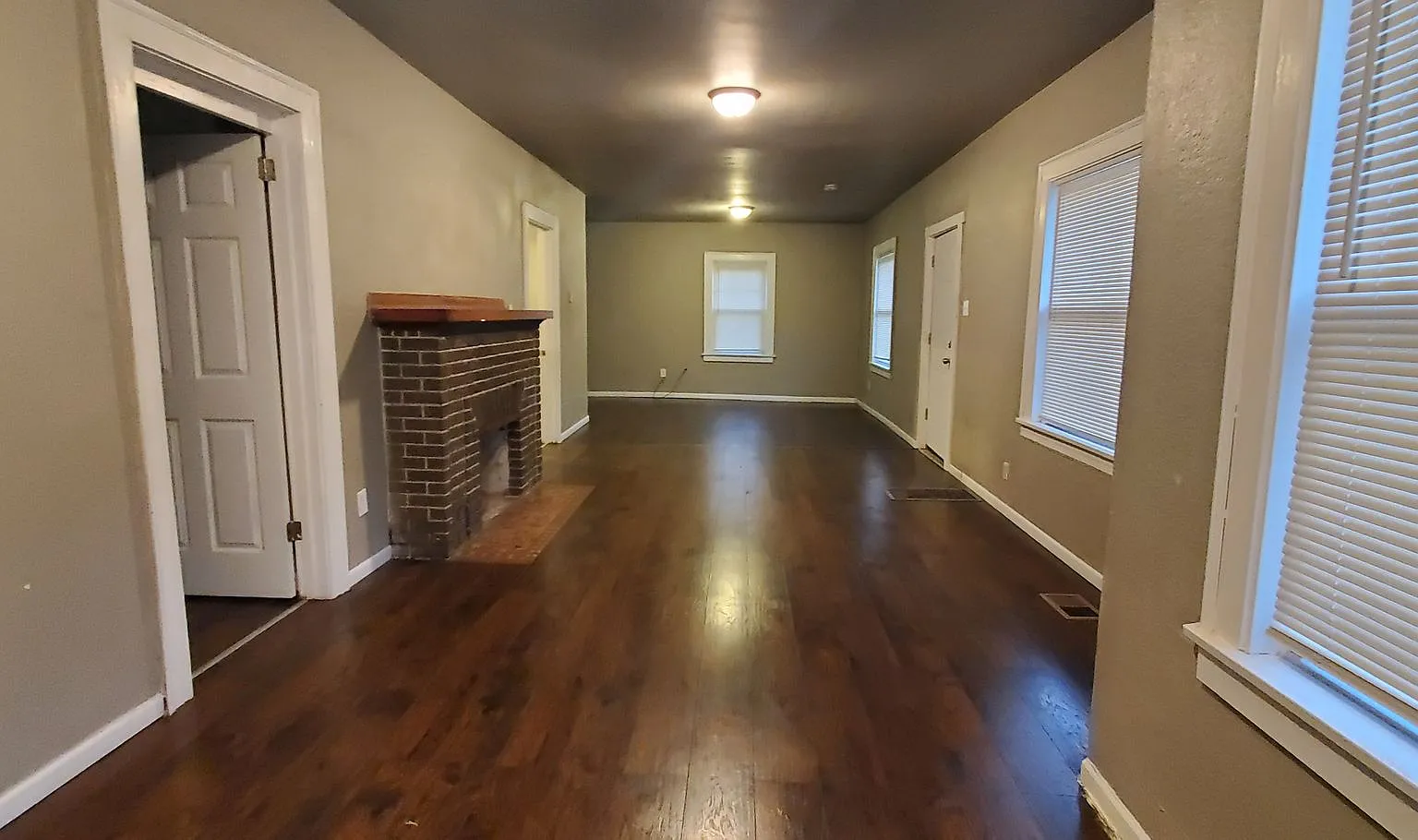 Section 8 Accepted 2 Bedroom Brick Home — Photo 4