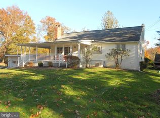 1830 Lower Rocky Dale Rd, Green Lane, PA 18054