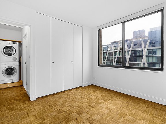 5th image of 145 W 67th St APT 20C