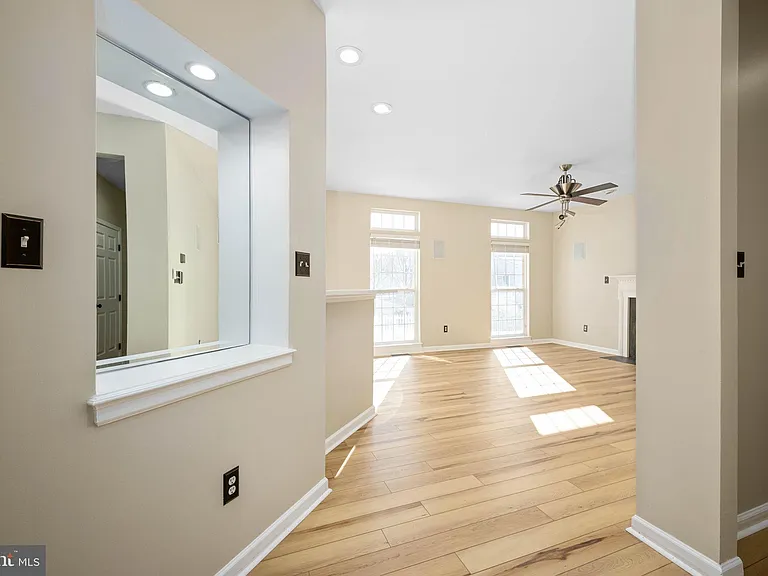 9320 Birch Cliff Dr — Photo 11