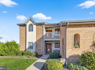 37 Black Oak Dr, Lancaster, PA 17602