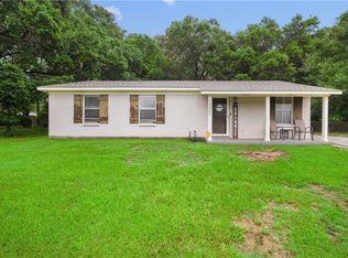 10801 Meadow Ln W, Irvington, AL 36544