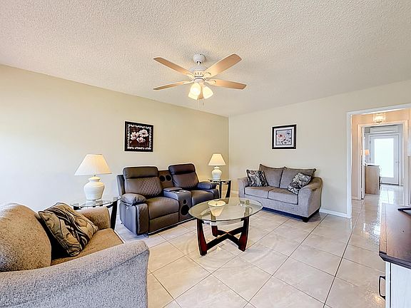 5th image of 1050 SW 11th Street #L2