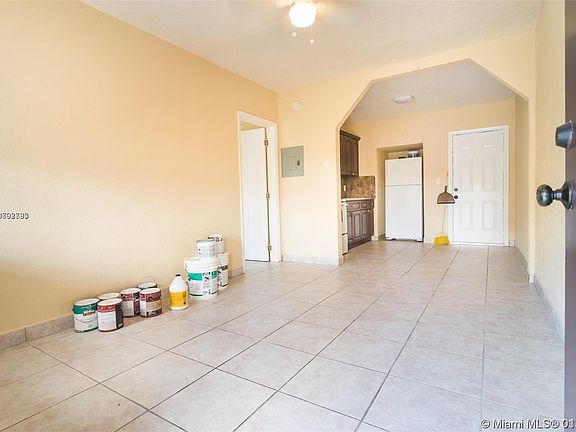 5th image of 2485 NW 99th St Unit 2487