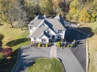 5 Canterbury Ct, Holmdel, NJ