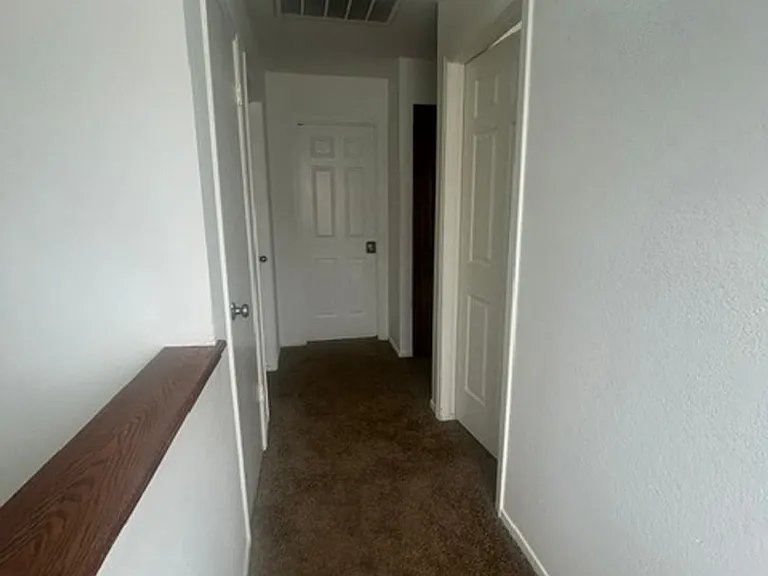 2047 E Laura Ave — Photo 7